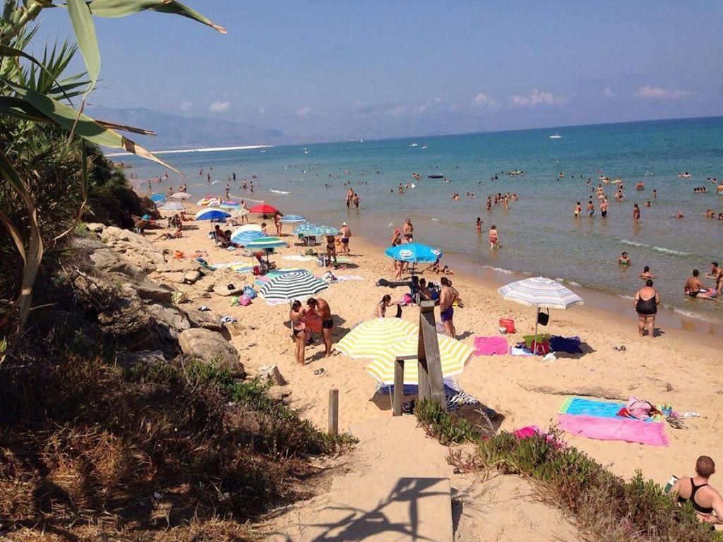 Case Vacanze Russo Villa ตรัปเปโต ภายนอก รูปภาพ